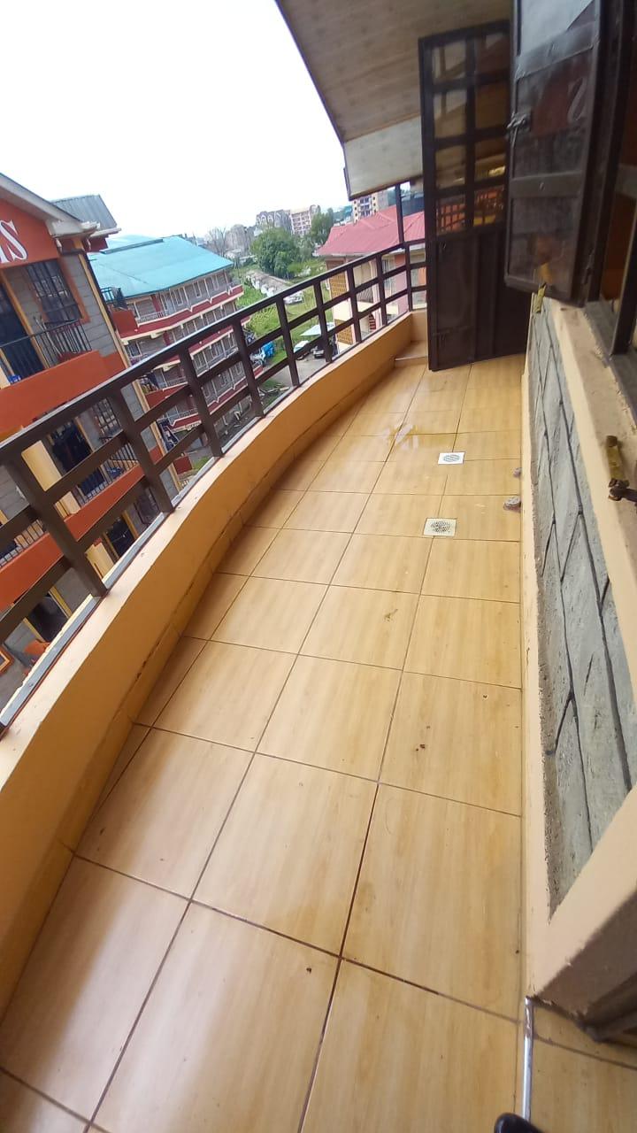 listing card gallery